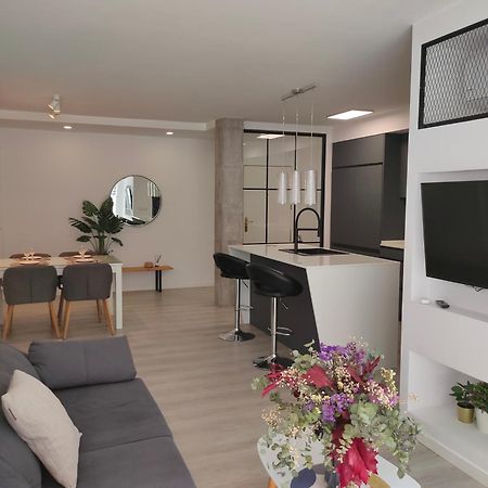 Casa Mallen, Con Amplia Terraza, En El Barrio De Nervion Sevilla Dış mekan fotoğraf