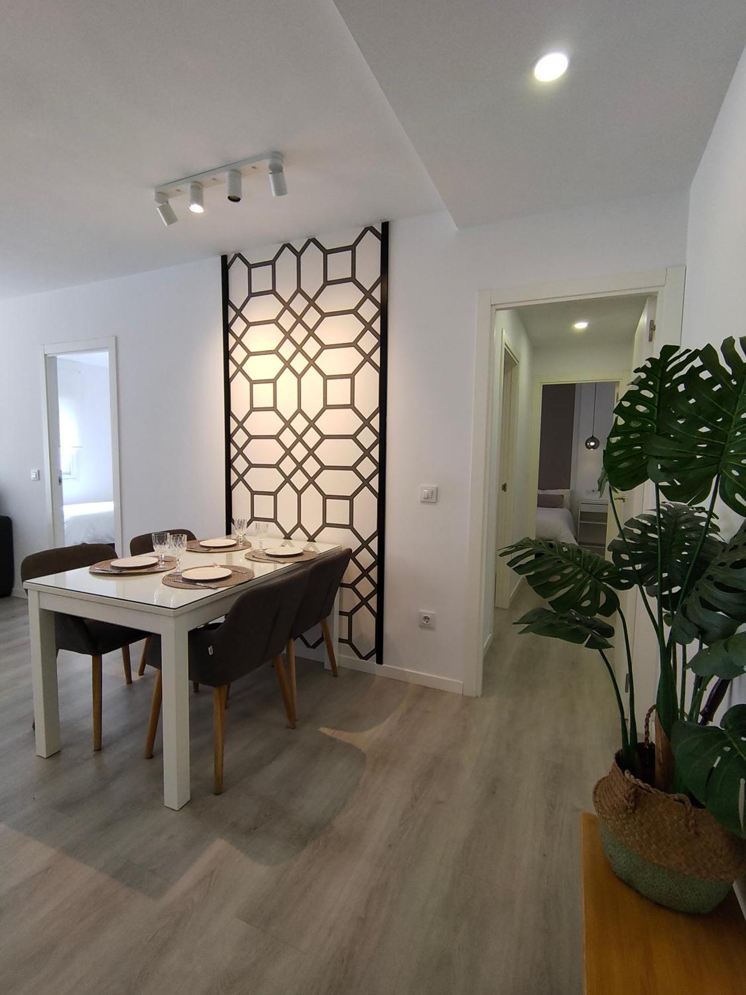 Casa Mallen, Con Amplia Terraza, En El Barrio De Nervion Sevilla Dış mekan fotoğraf